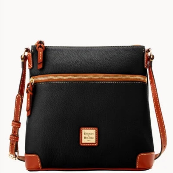 NWT! Dooney & Bourke Black Pebble Grain Leather Crossbody Bag - Picture 3 of 17